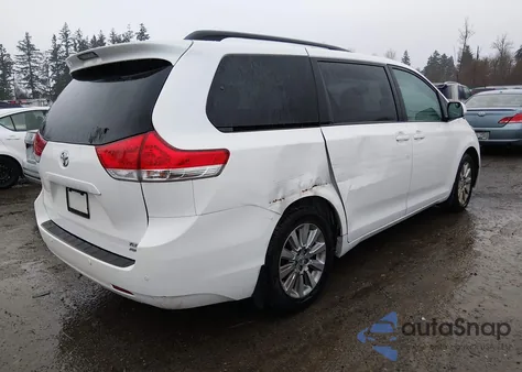 2013 Toyota Sienna Xle 7 Passenger from USA, damaged, VIN 5TDDK3DC5DS063292